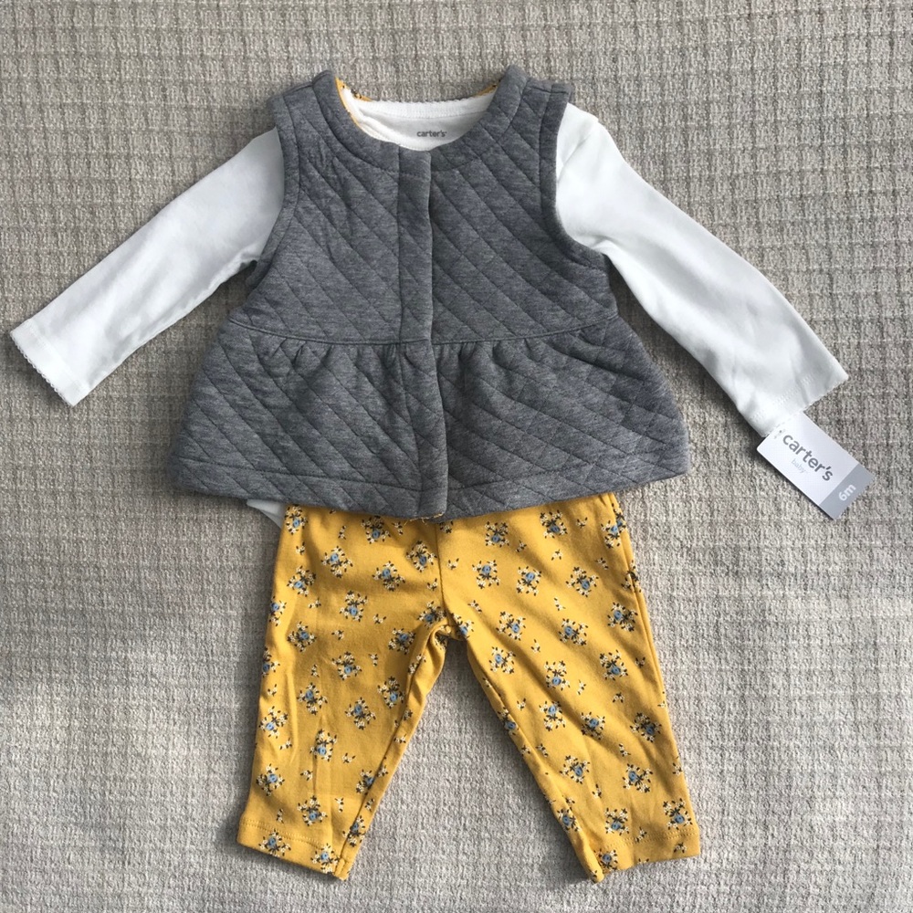 Carter’s Bundle - Picture 3 of 5